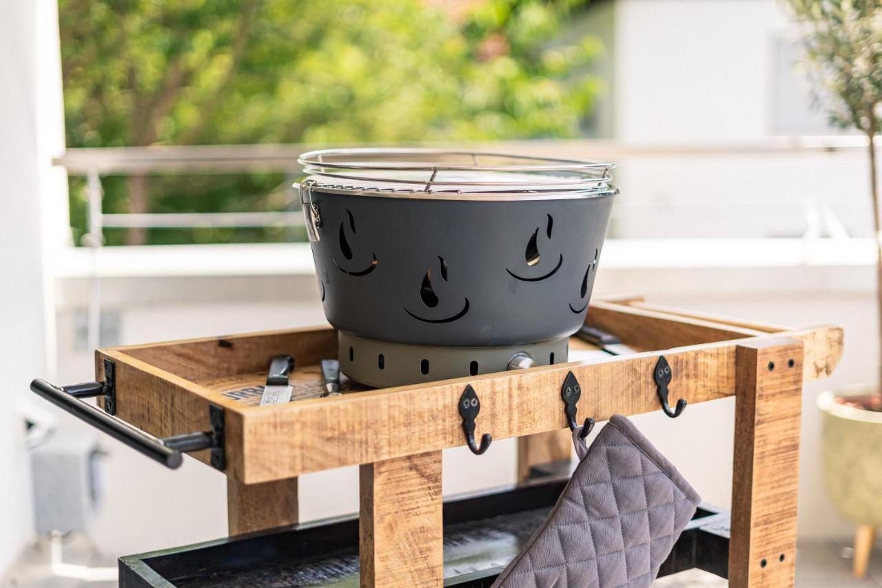 Alpdeluxe Smart Home - Balkon-Wanne-Tiefgarage-Bbq Kolbermoor Exteriör bild